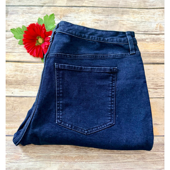 NWT DARK DENIM HIGH RISE JEANS-Size 18 Petitie - Picture 6 of 10